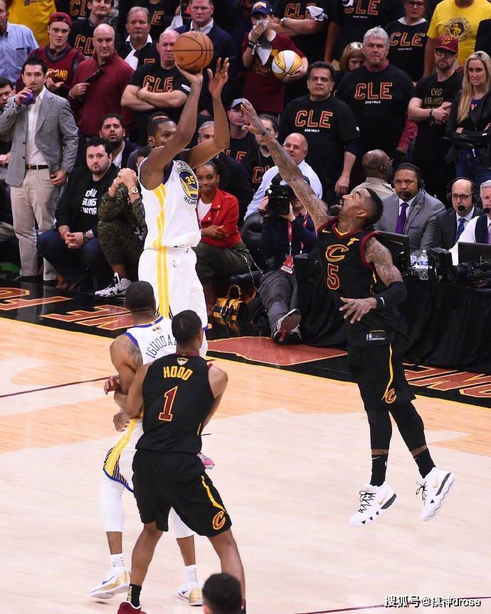 关于费耶诺德迎NBA常规赛关键赛，冲刺阶段回应争议，压力陡增，控场能力受关注的信息-华体会app下载