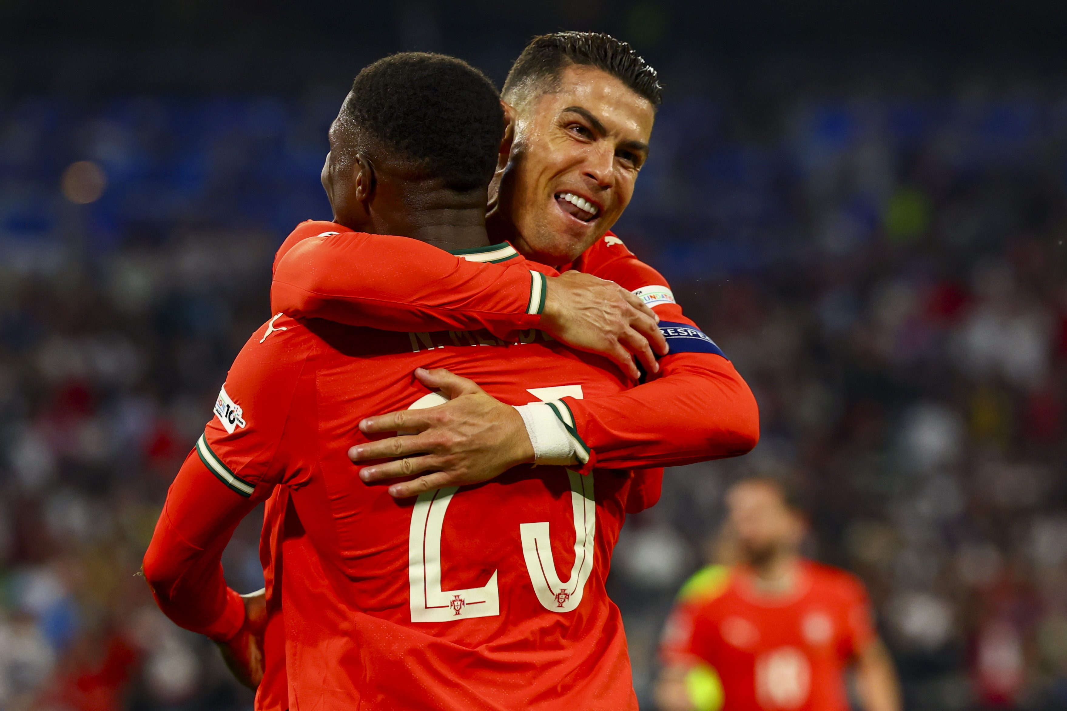 重磅！葡萄牙体育复出首秀备战CBA常规赛曼城队长鼓劲备战法国杯，Ming在勇士比赛中势不可挡的简单介绍-华体会体育入口